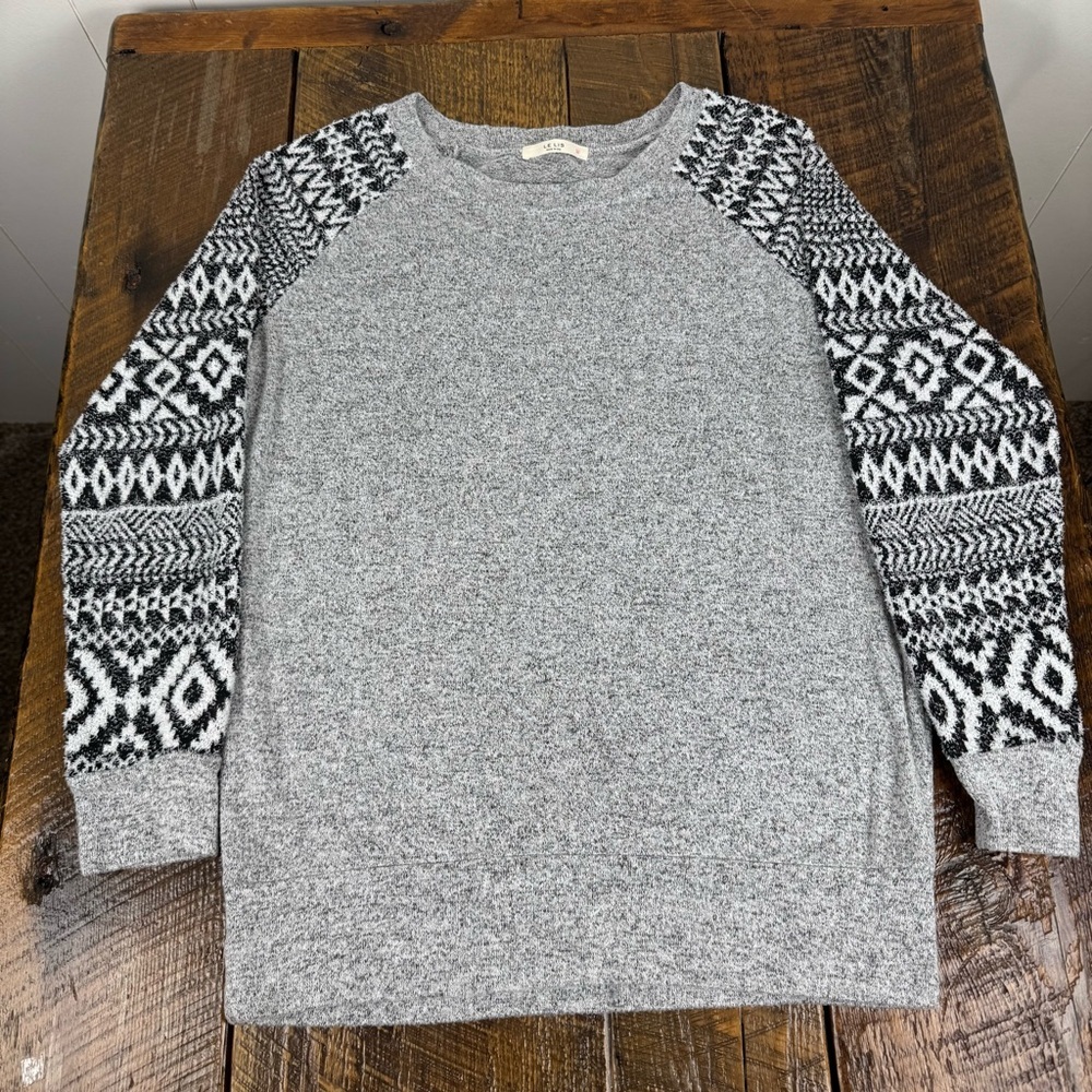 Gray Knit Sweater w/ Black White Pattern Sleeves | Cozy Casual Pullover Top
